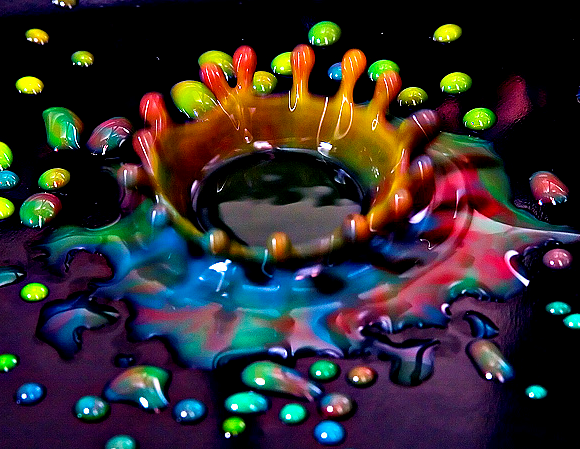 COLOURED WATER DROPS
